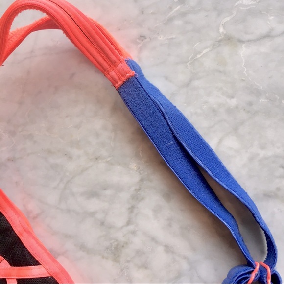 Berlei High impact Sports Bra - Picture 9 of 11